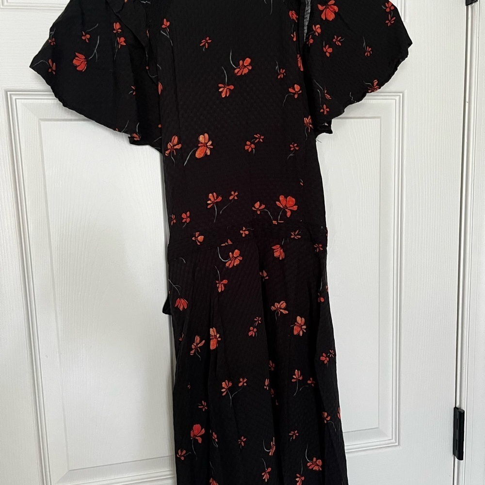 Universal Threads Dress - Picture 9 of 9